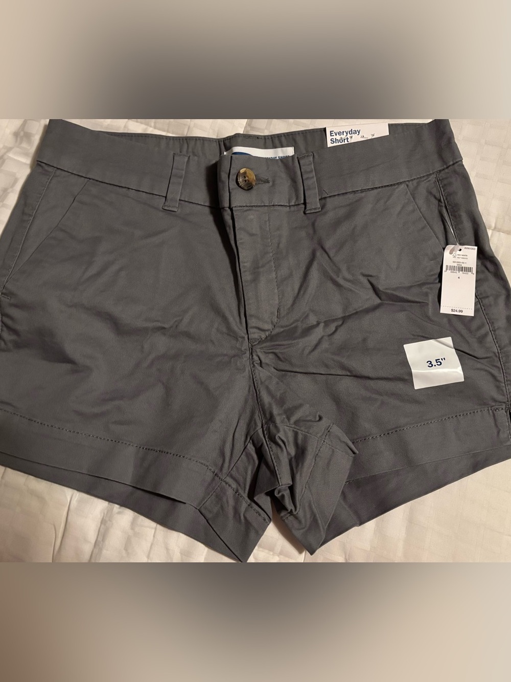 Old Navy Women’s Charcoal Flat Front Everyday Shorts
